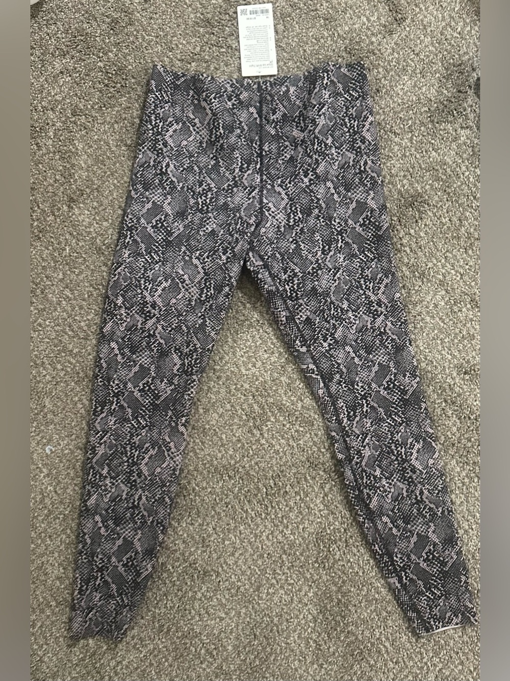 lululemon athletica Snake Print Leggings - Black & Light Pink Size 14